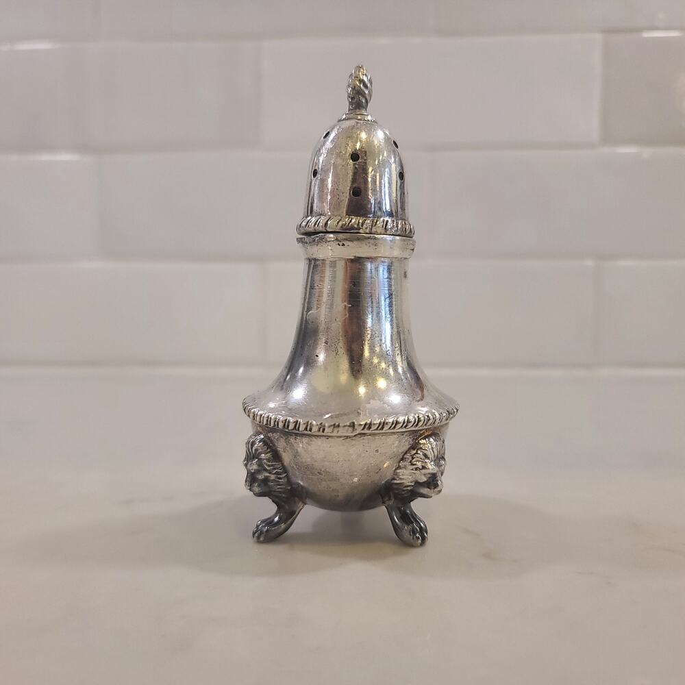 Vintage Lion Head Salt Pepper Shaker Footd Lion's Head Feet Victorian